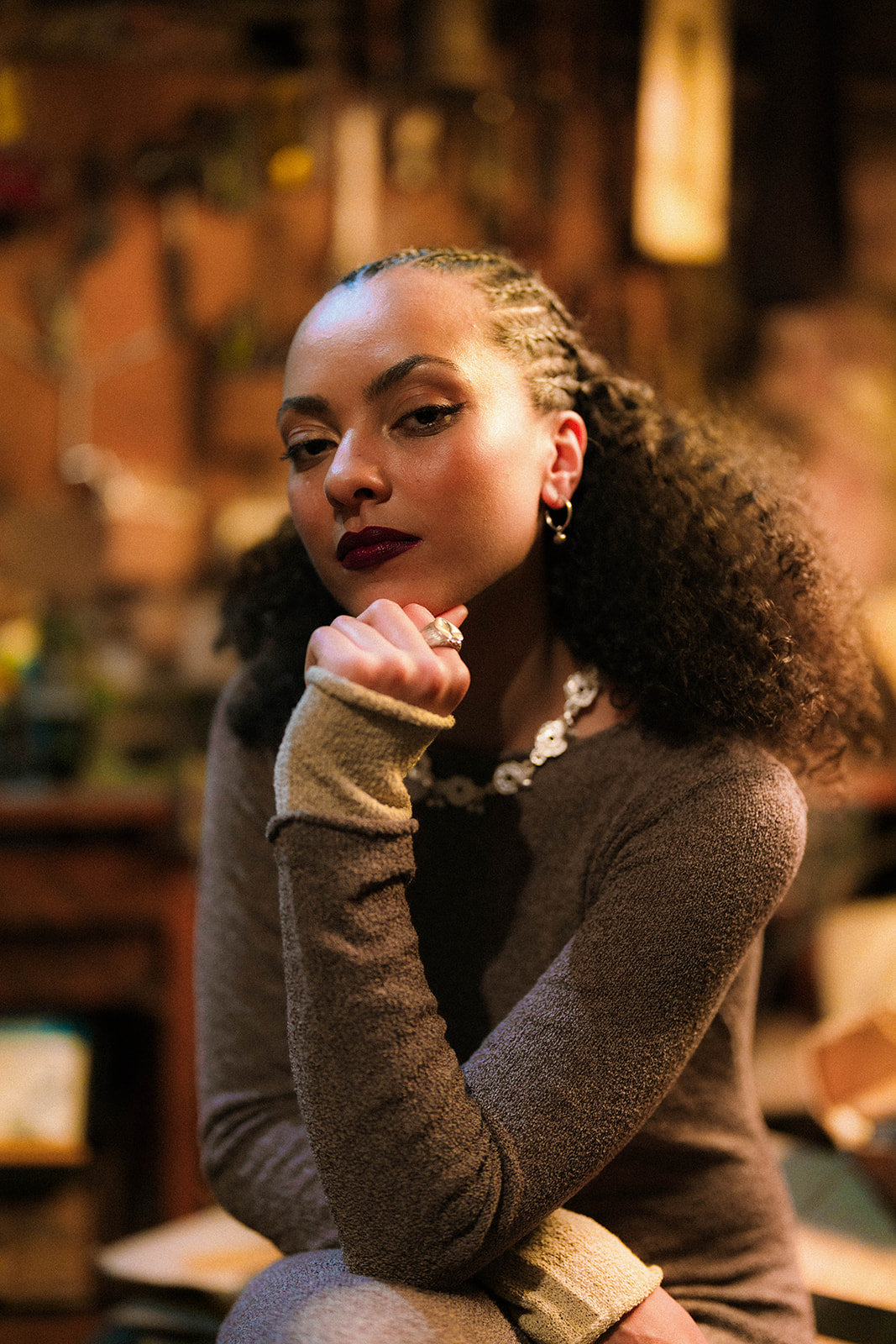 TUDOR BELL COLLAR