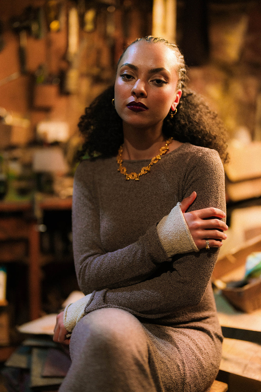 TUDOR BELL COLLAR
