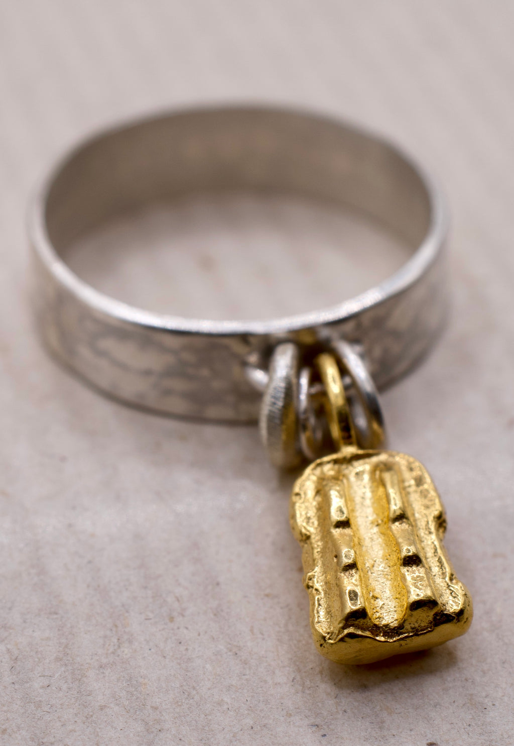 KEEPSAKE RING