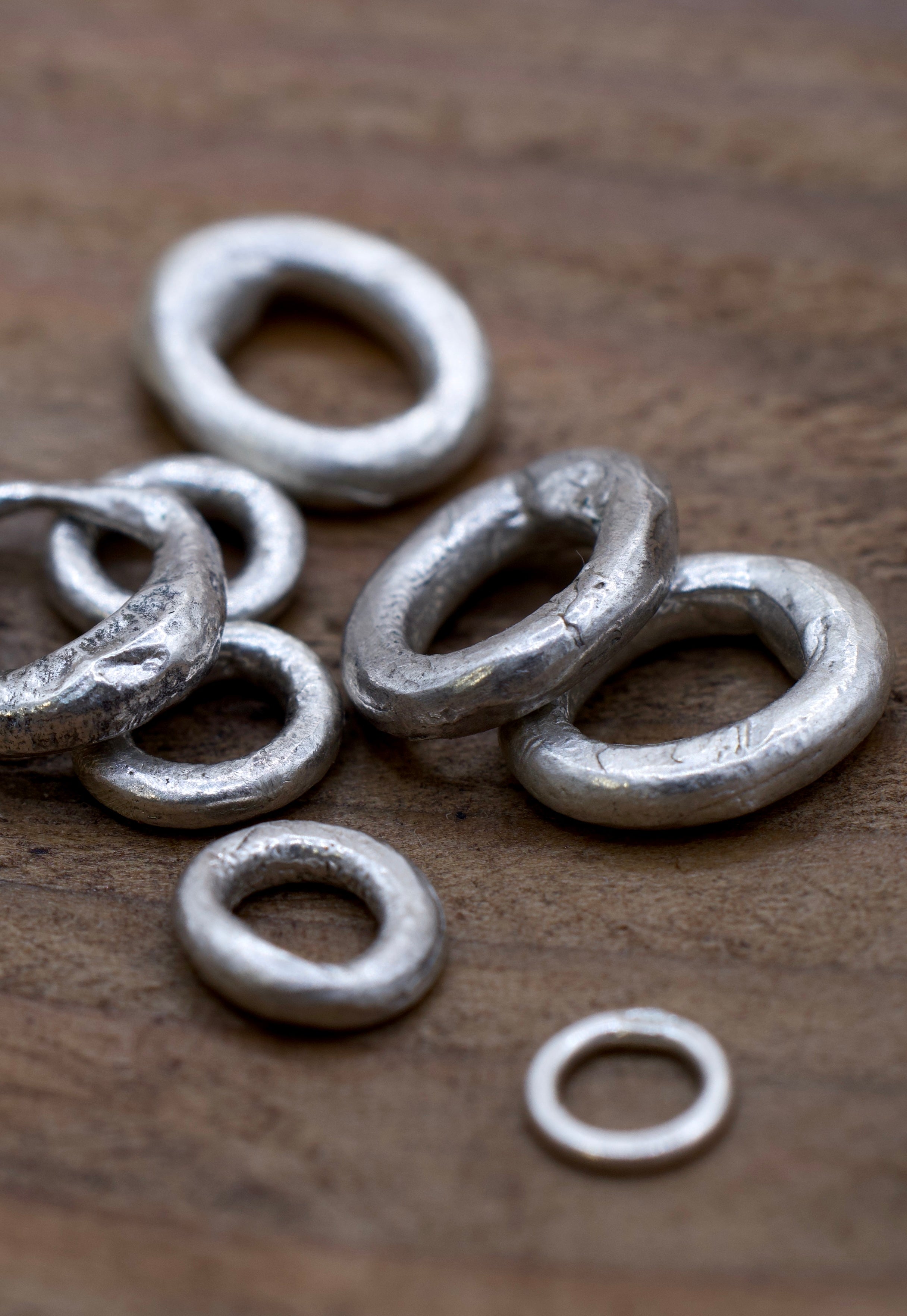 TEXTURED SPACERS