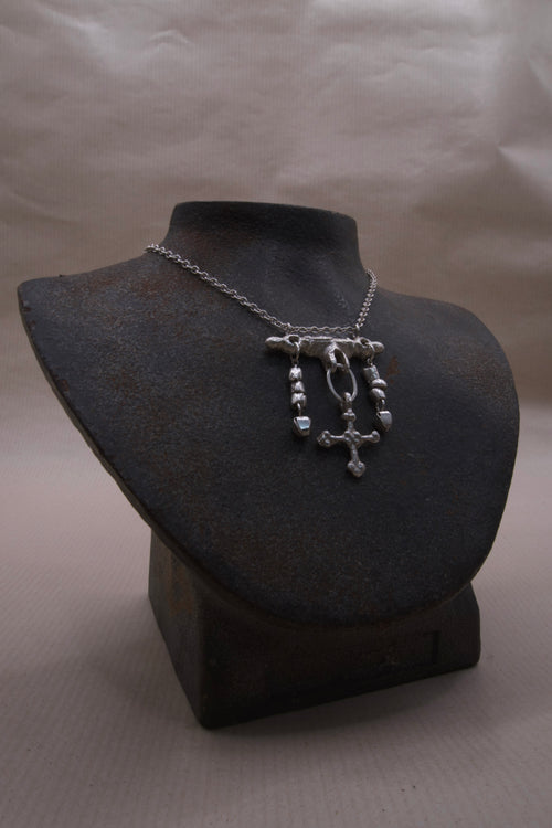 ALTAR NECKLACE