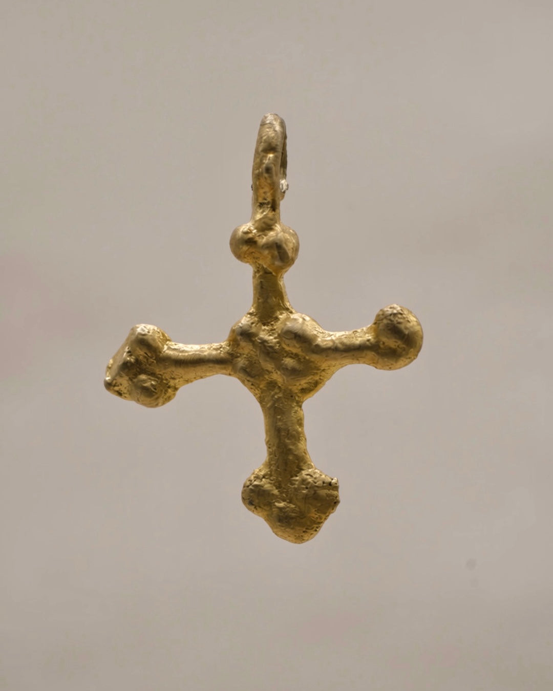 ROMAN CROSS