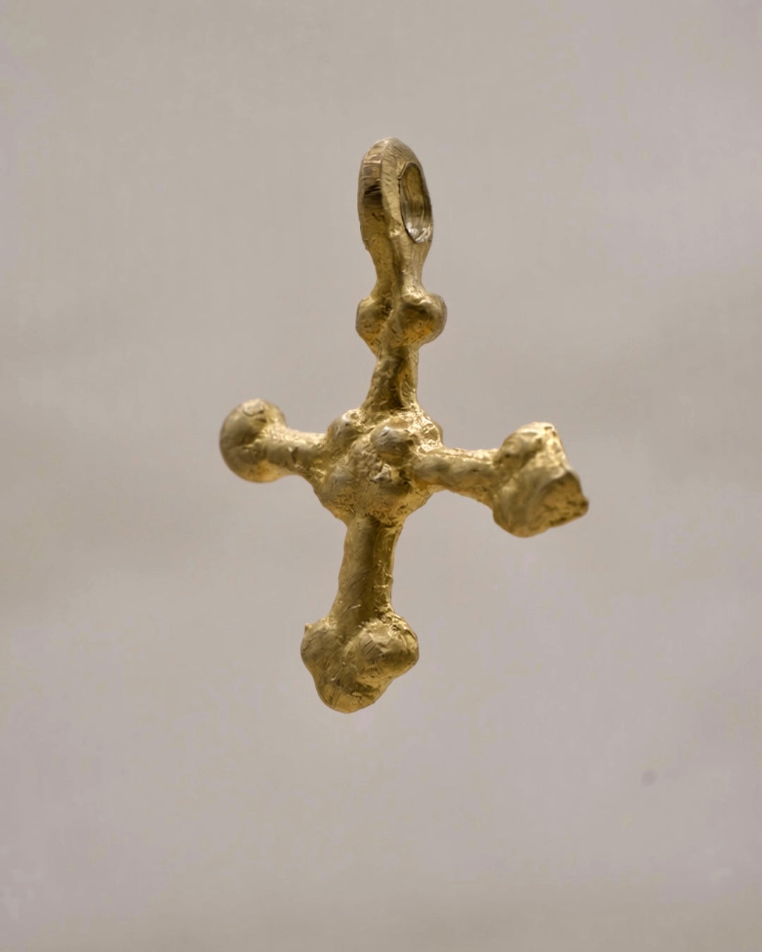 ROMAN CROSS