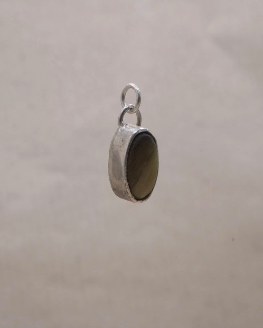 SYNTHETIC HORN CHARM