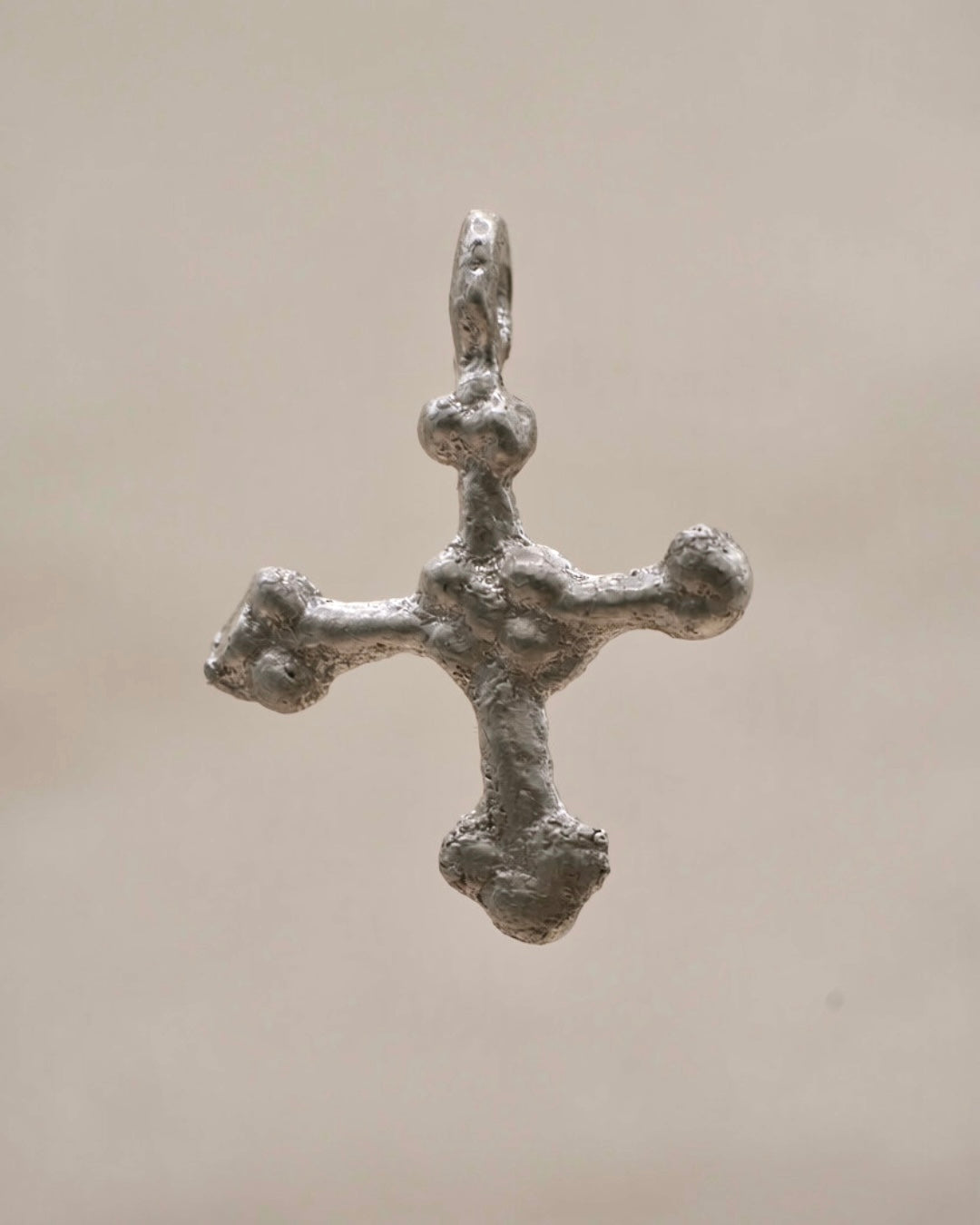 ROMAN CROSS