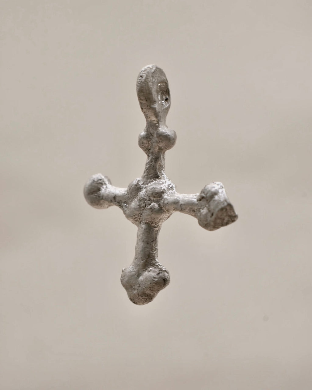 ROMAN CROSS