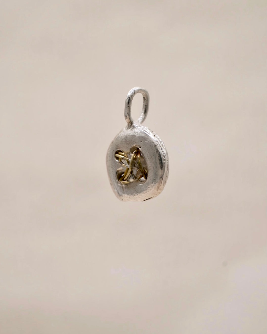 BUTTON CHARM