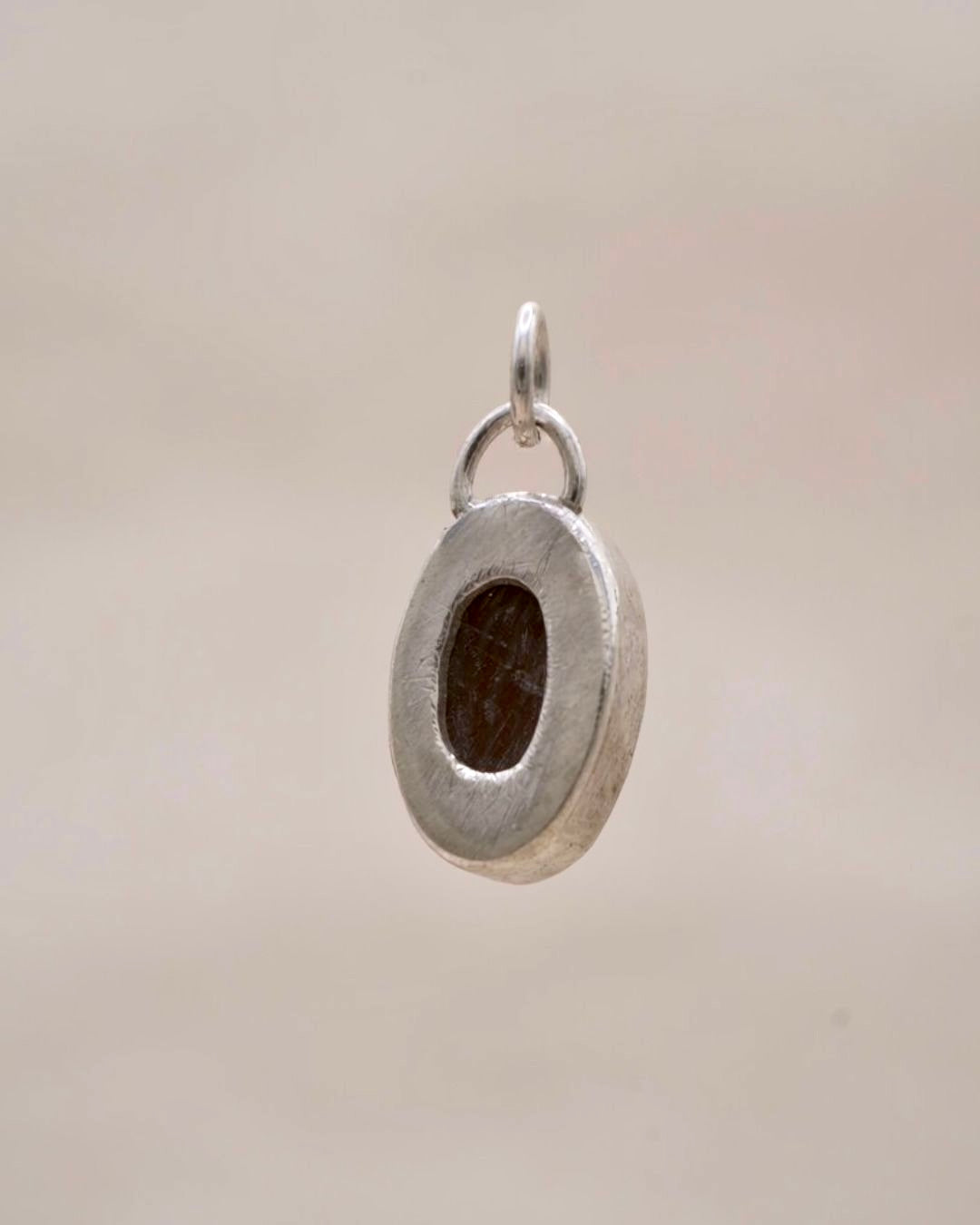 SYNTHETIC HORN CHARM
