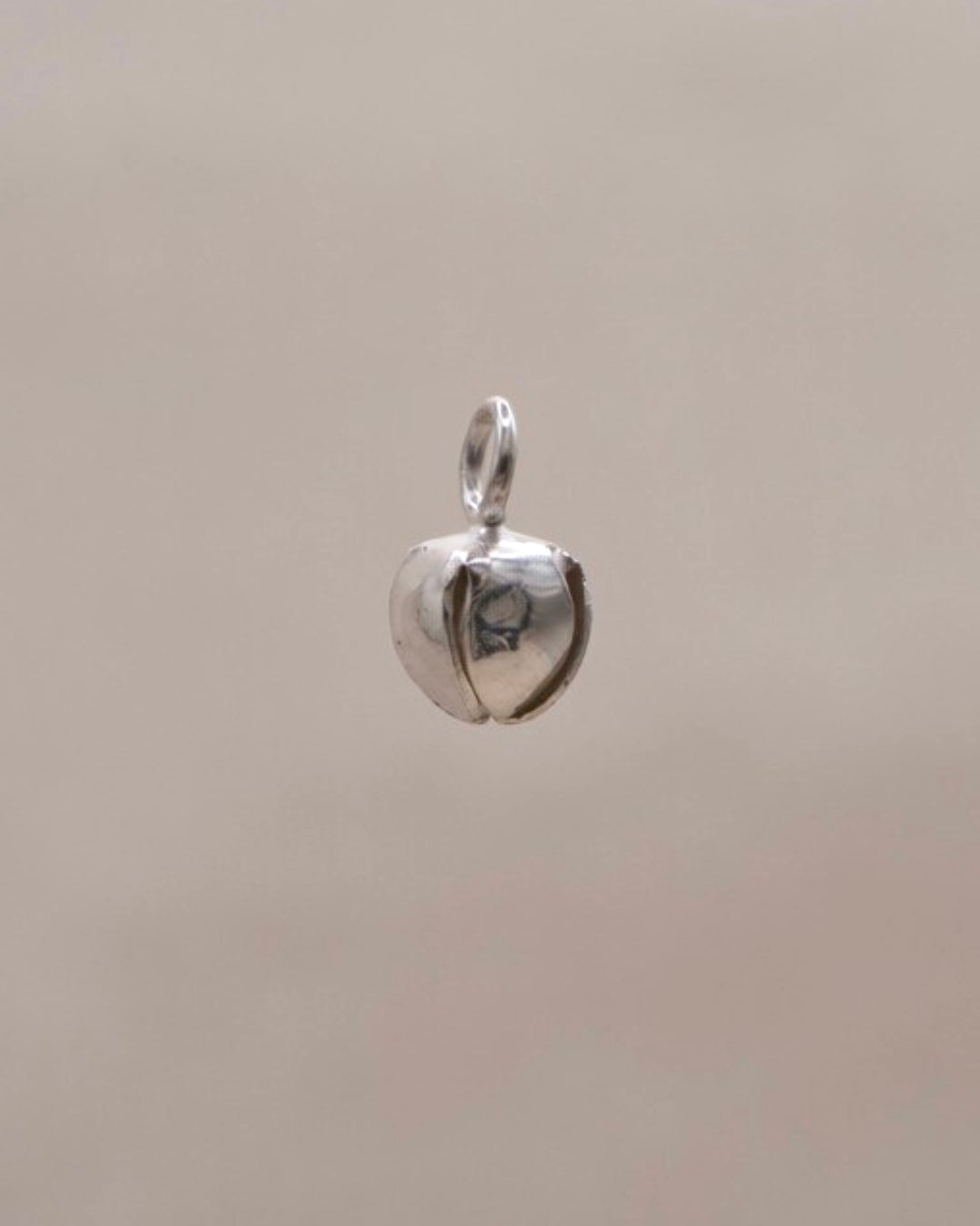HOARD BELL CHARM